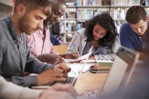 Tại sao Học tập suốt đời lại quan trọng - Nettop Learning Tại sao Học tập suốt đời lại quan trọng - Nettop Learning